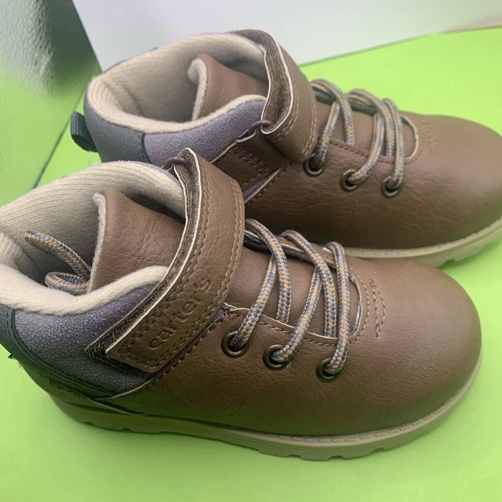 New Carter's Boy's Size 10 Kim Chukka Style Boot Brown Gray Lace-up Hook & Loop